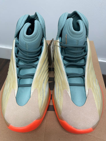 Adidas Yeezy QNTM ‘ Hi-Res Coral ‘ Size 11