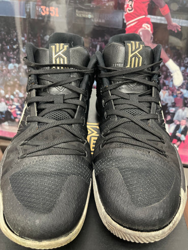 Kyrie 3 Black History Month size 10