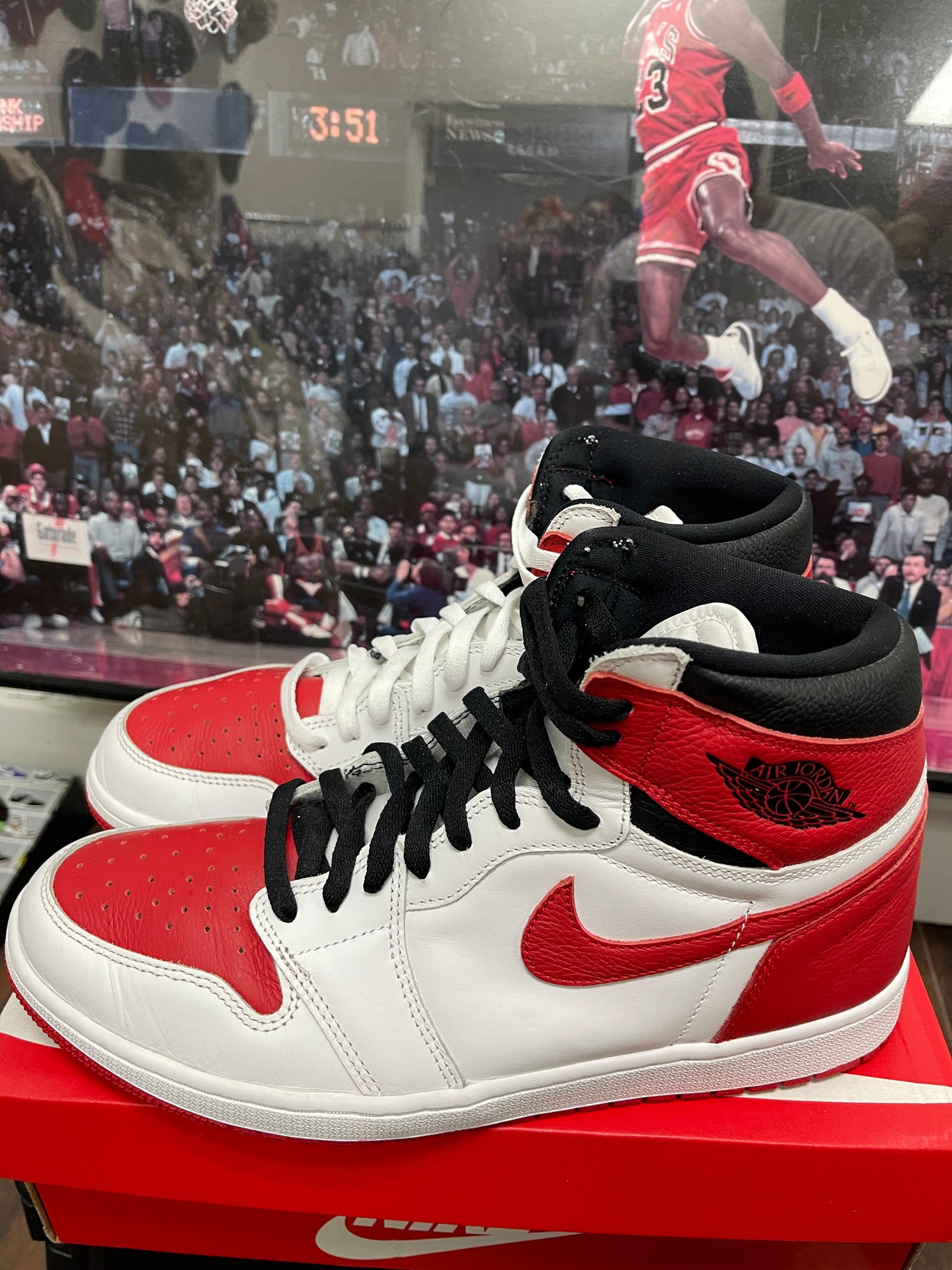 Air Jordan Retro 1 High OG ‘ Heritage ‘ Size 13