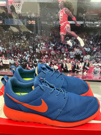 Rosherun ‘ Dark Royal Blue Orange ‘ Size 13