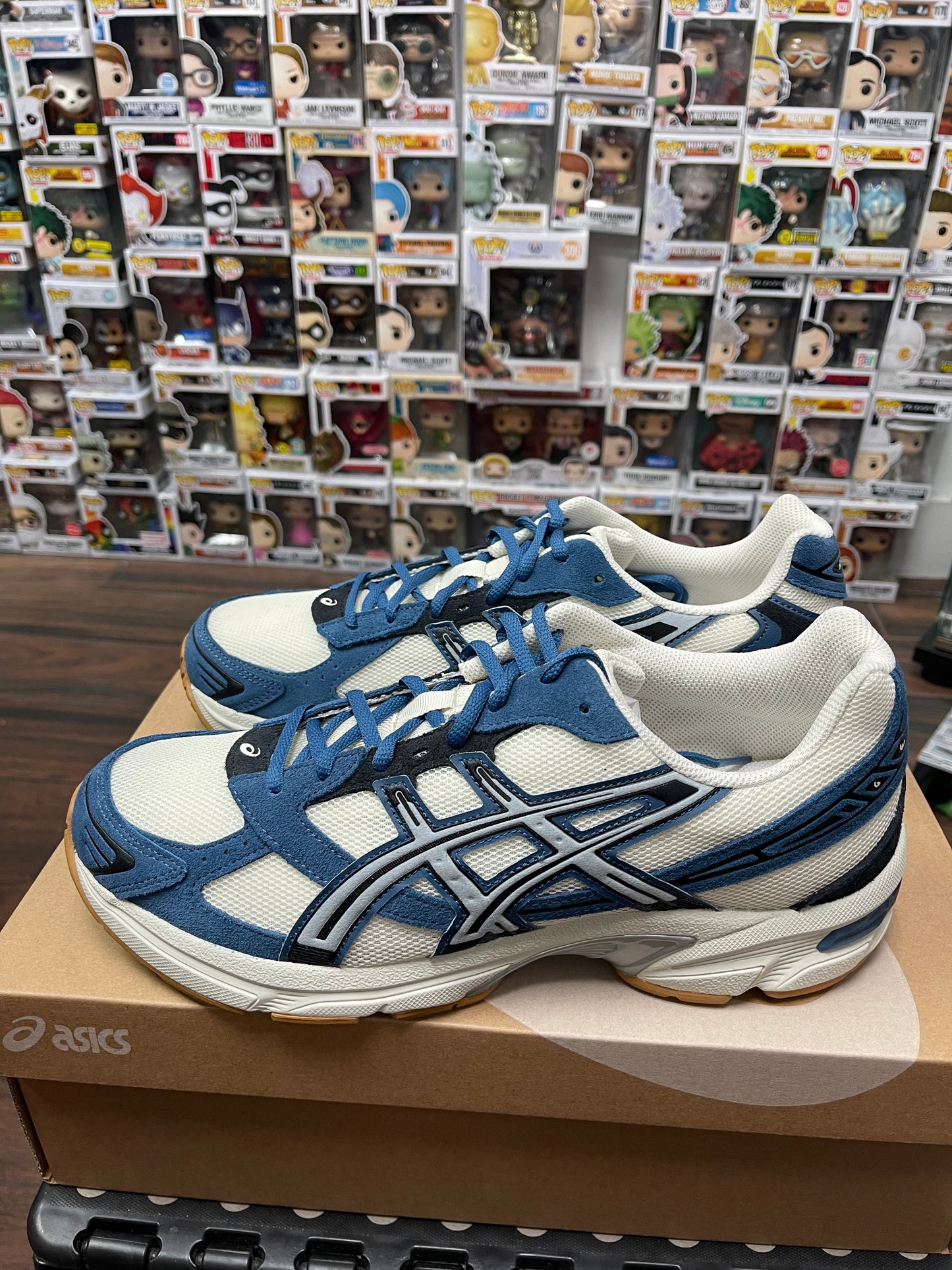 Asics Gel-1130 Pale Oak Grand Shark Size 10.5