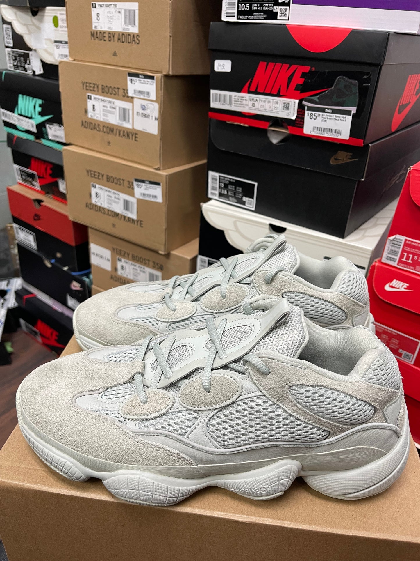 Yeezy 500 Salt Size 8.5