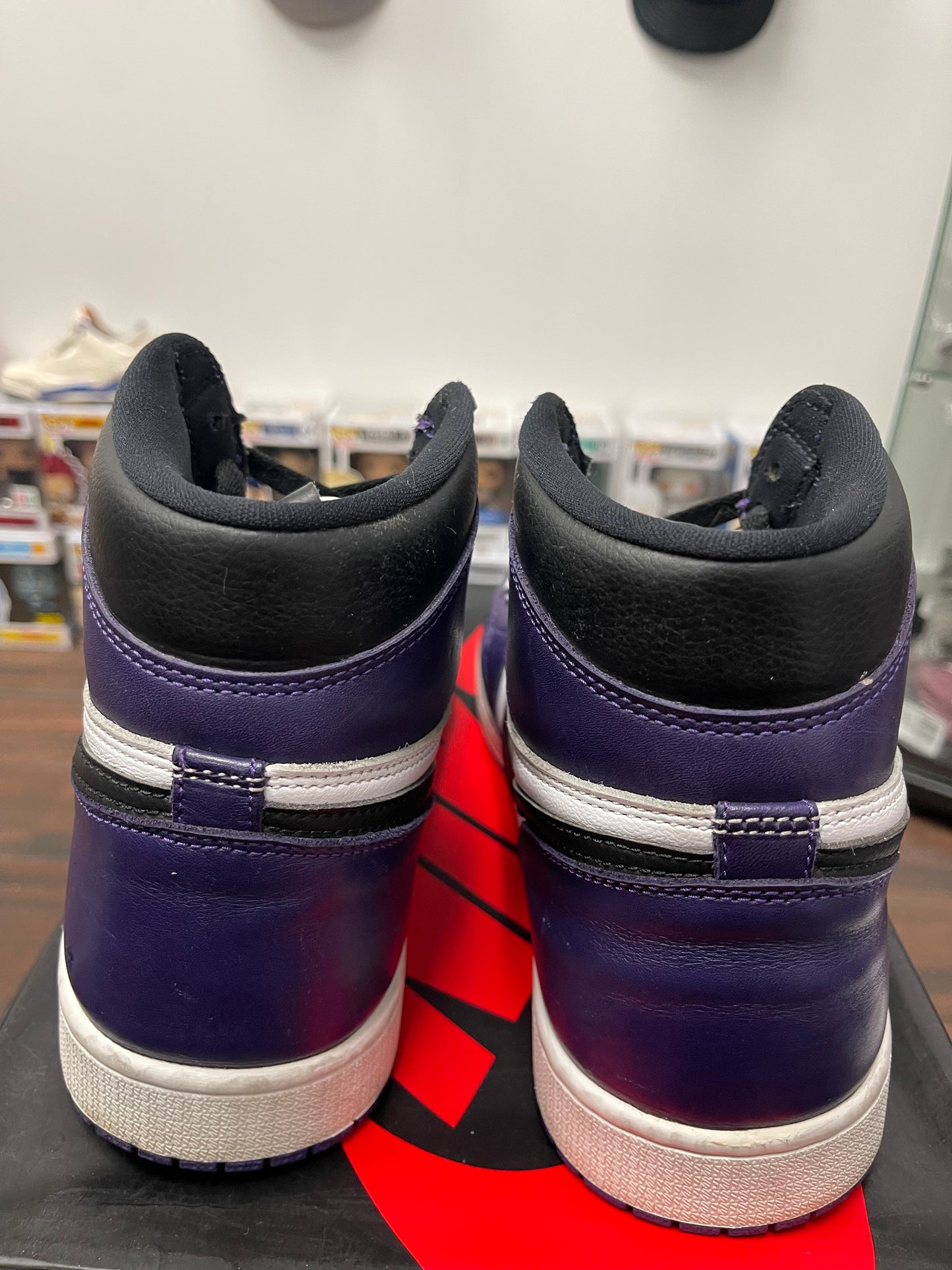 Air Jordan Retro 1 High OG ‘ Court Purple 2.0 ‘ Size 11