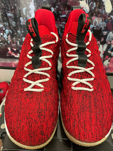 LeBron 15 low University Red size 12
