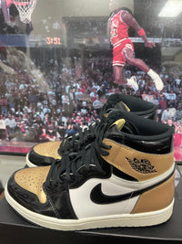 Air Jordan Retro 1 High OG ‘ Gold Toe ‘ Size 8.5