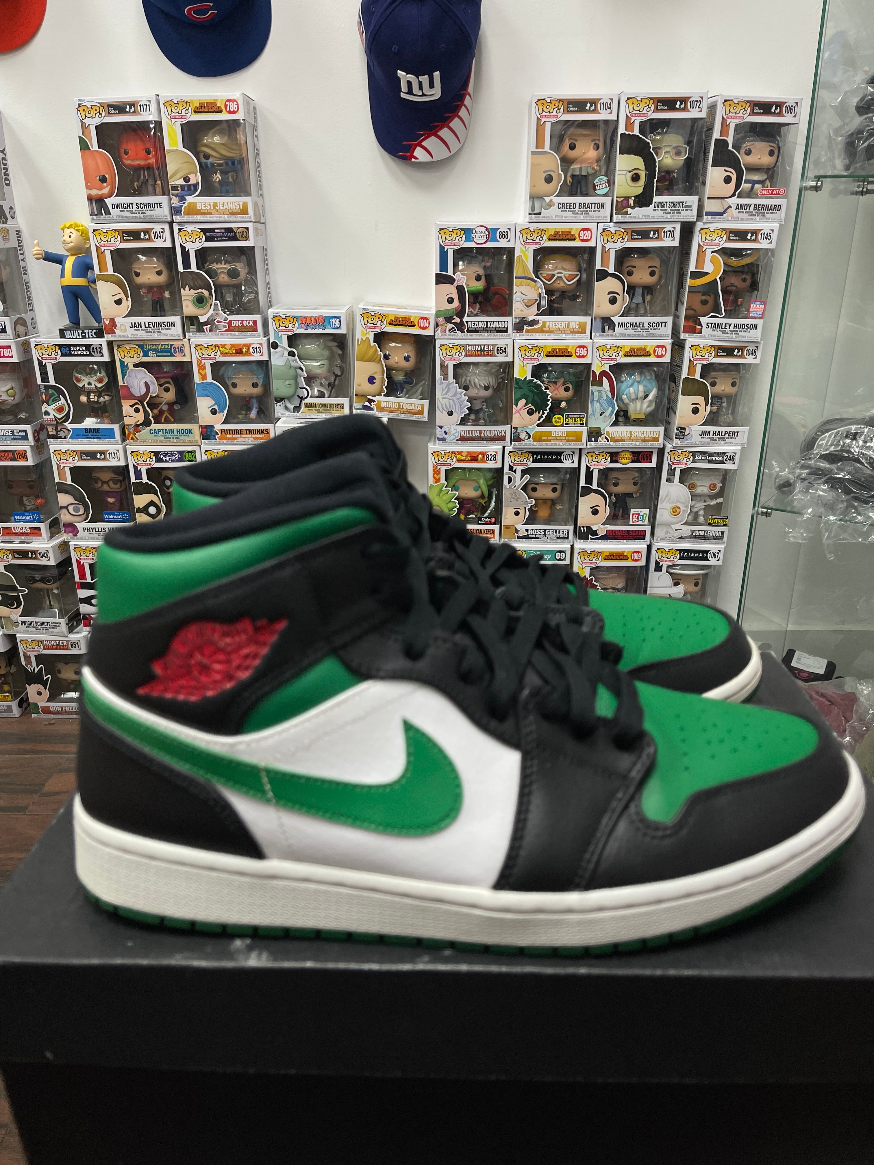 Air Jordan Retro 1 Mid ‘ Pine Green ‘ Size 10