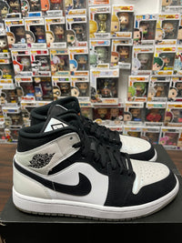 Air Jordan Retro 1 Mid ‘ Diamond ‘ size 8