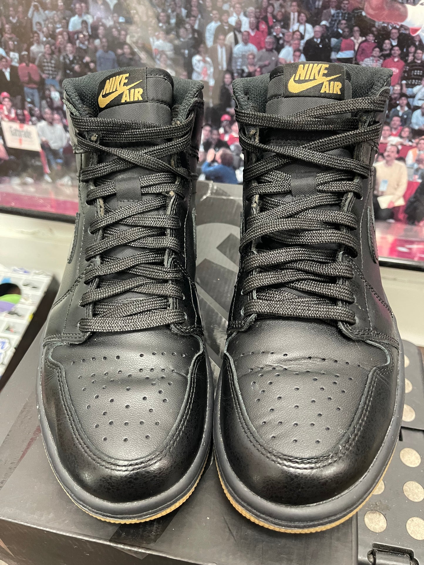 Air Jordan Retro 1 High ‘ Gum Bottom ‘ Size 8