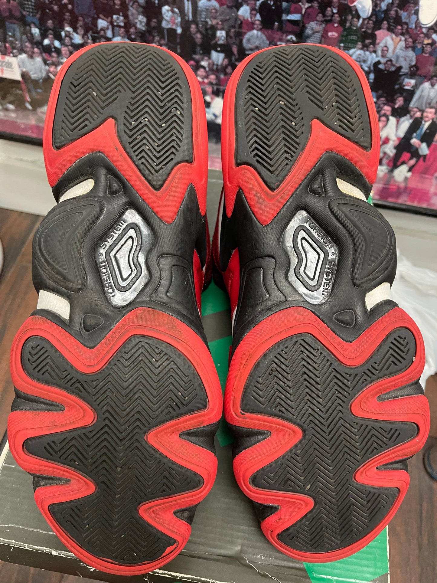 Crazy 8 ‘ Bulls ‘ Size 13