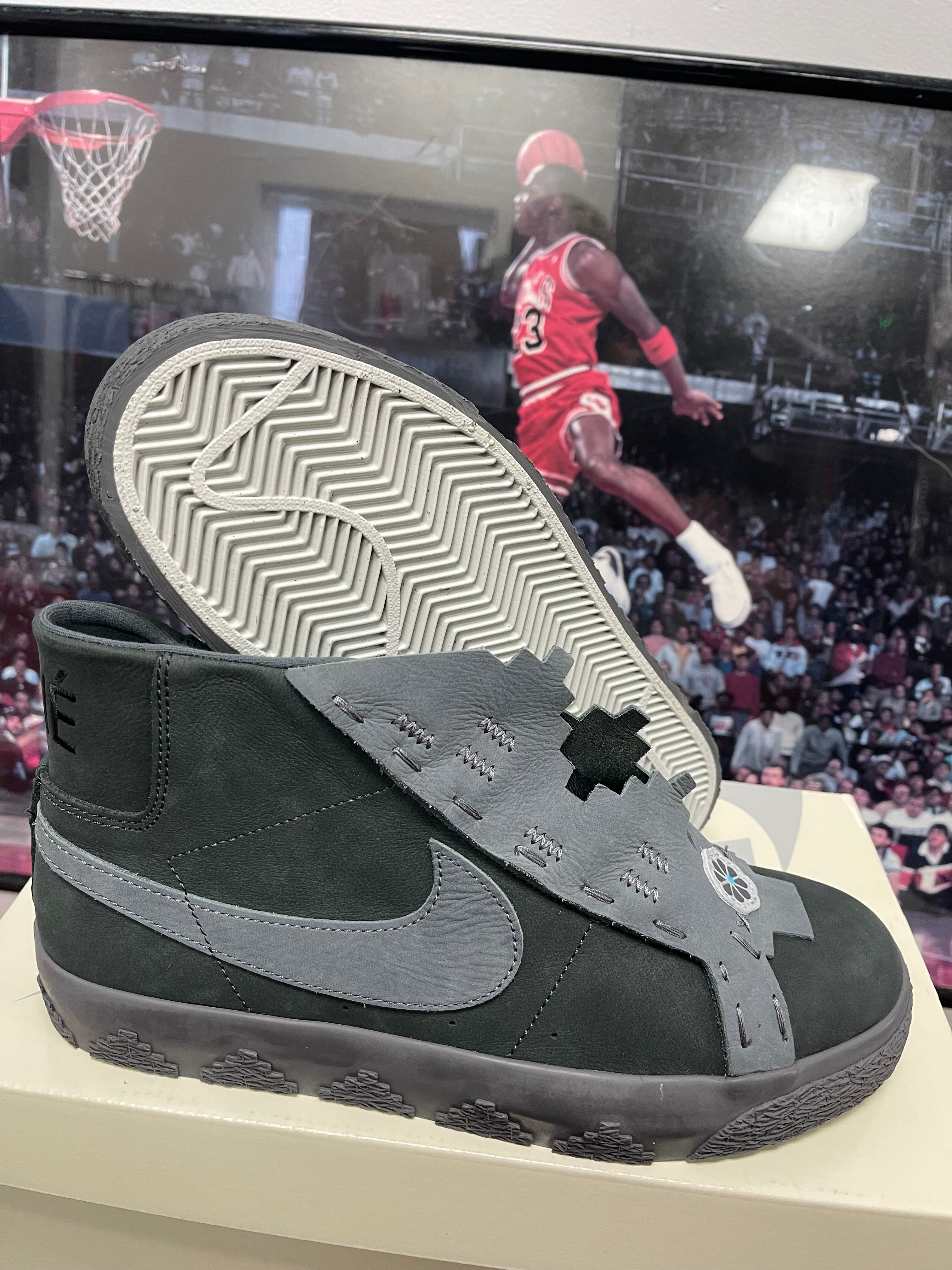 Nike Blazer SB size 8