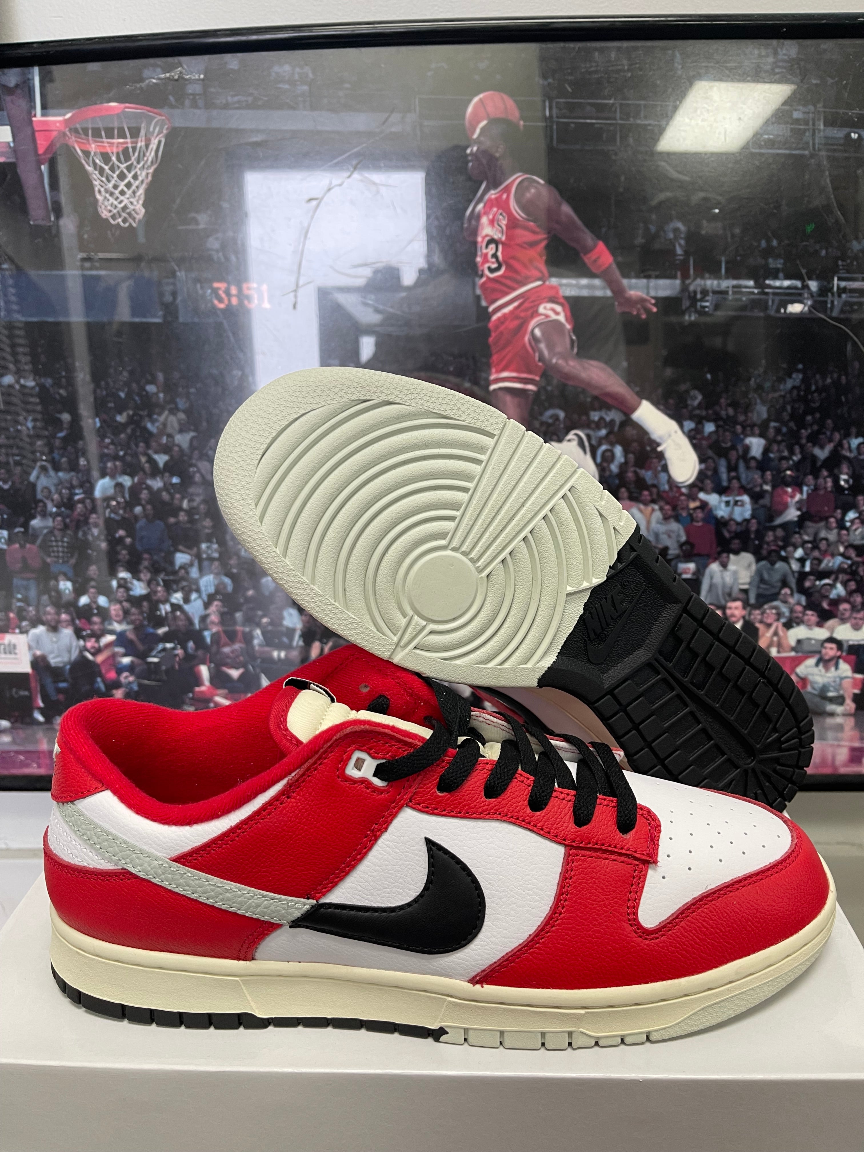 Dunk Low ‘ Chicago ‘ Size 12