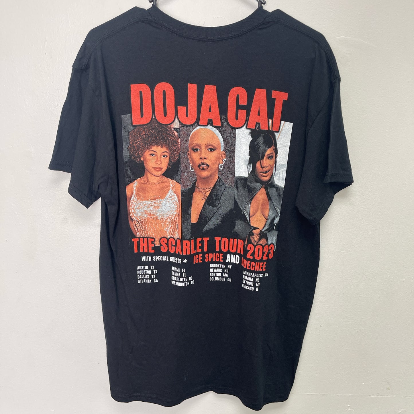 Black The Scarlet Tour 2018 tee #metalhead size large