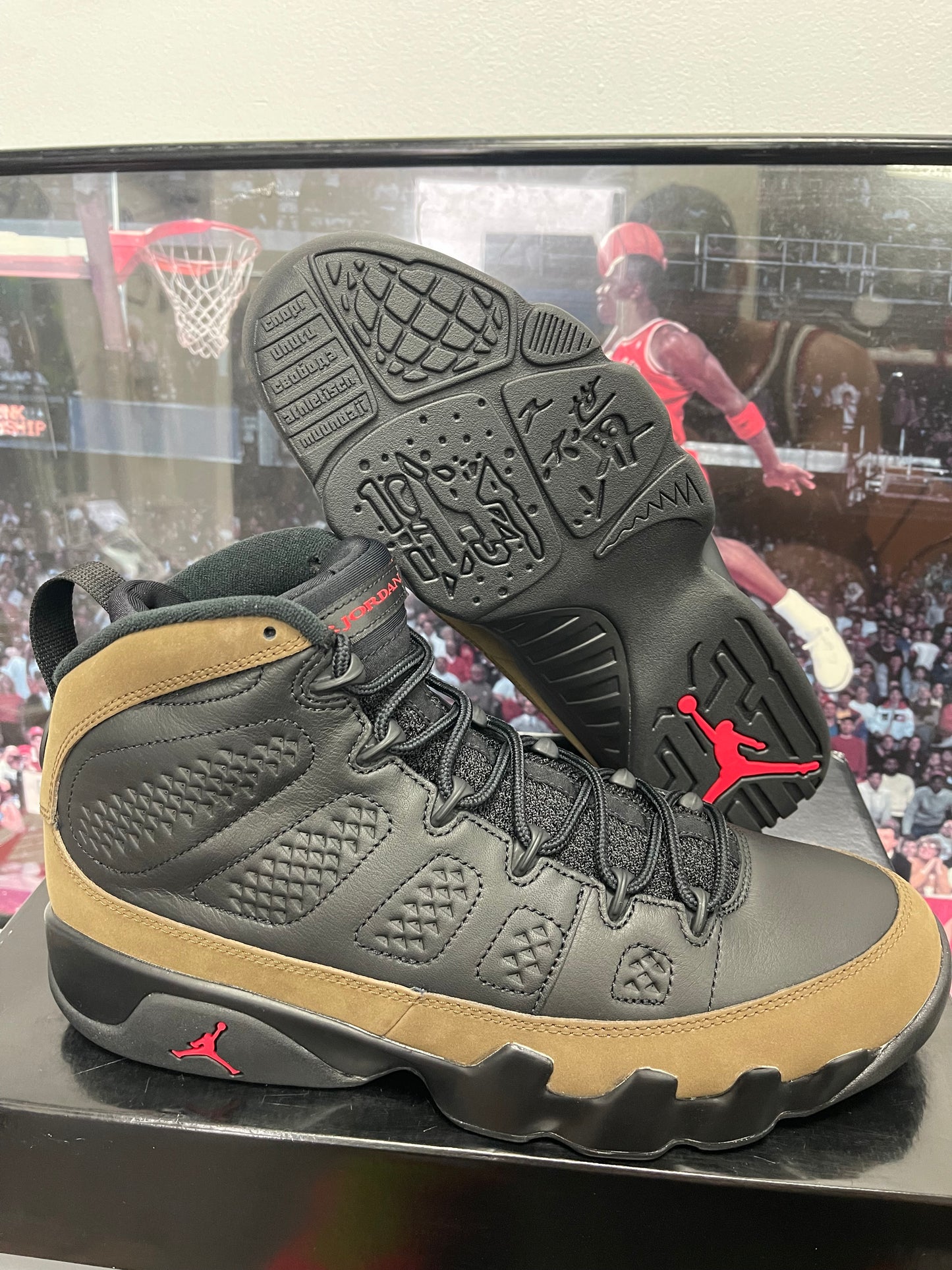Air Jordan Retro 9 ‘ Olive 2024 ‘ Size 11.5
