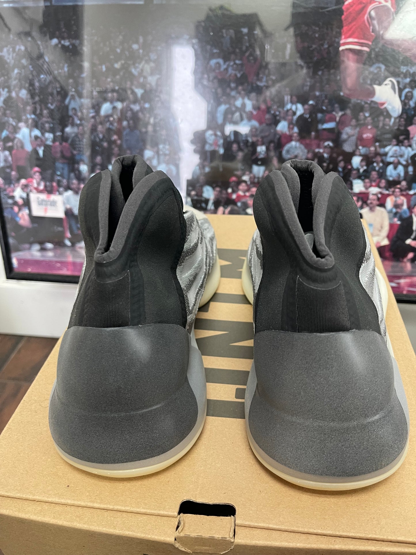 Yeezy Quantum Size 7
