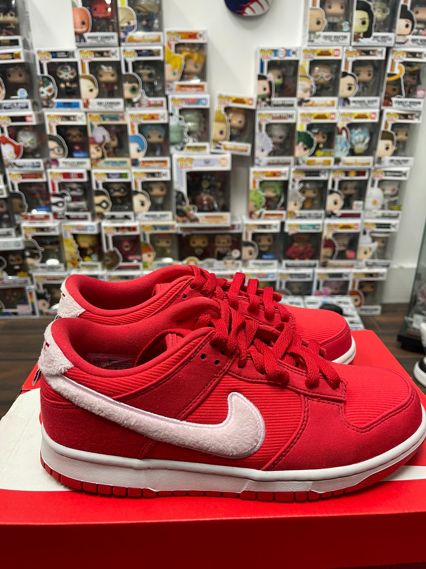 Dunk Low ‘ Red ‘ Size 6.5y