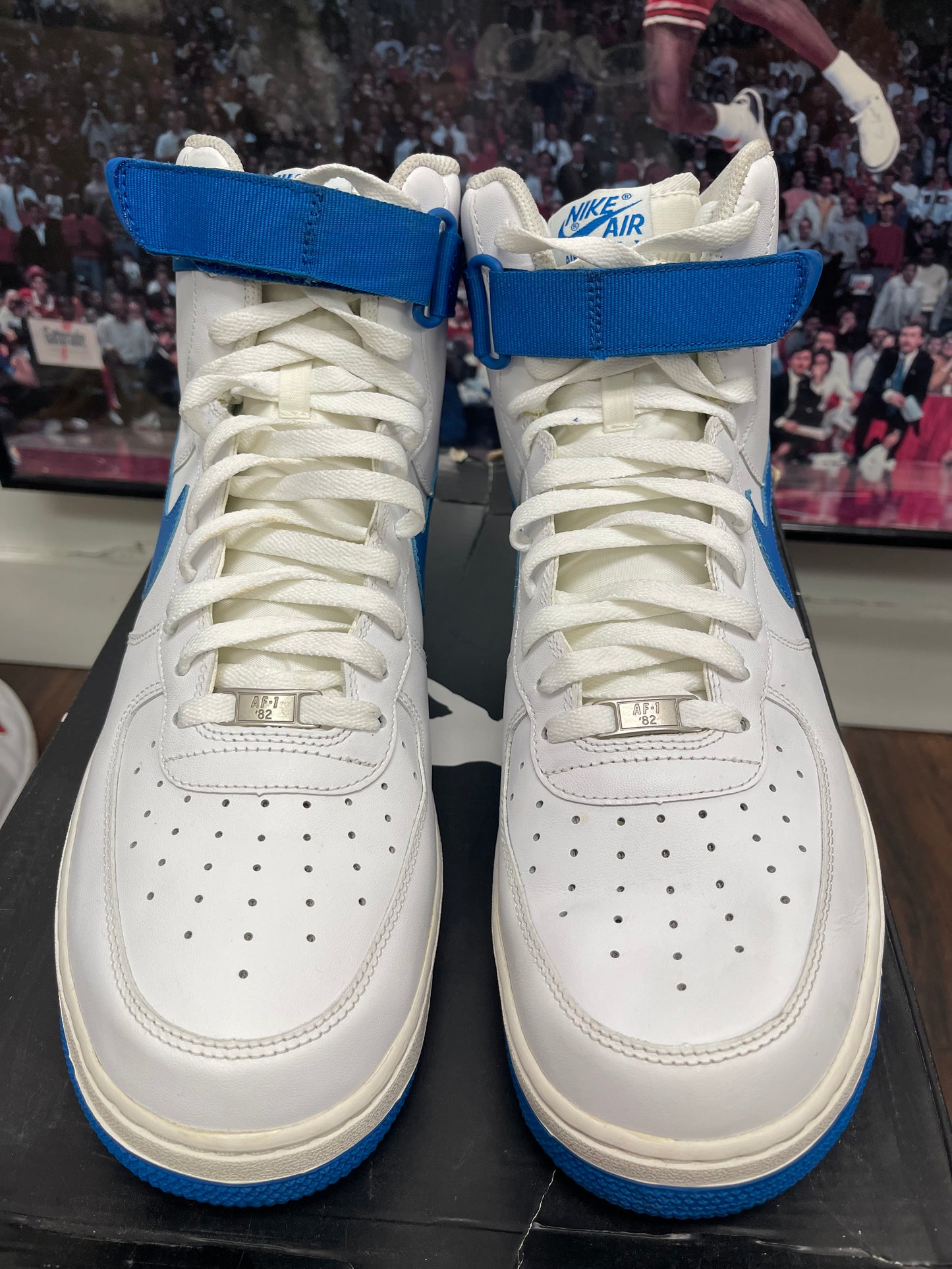 Air Force 1 High ‘ White Soar Blue ‘ Size 13