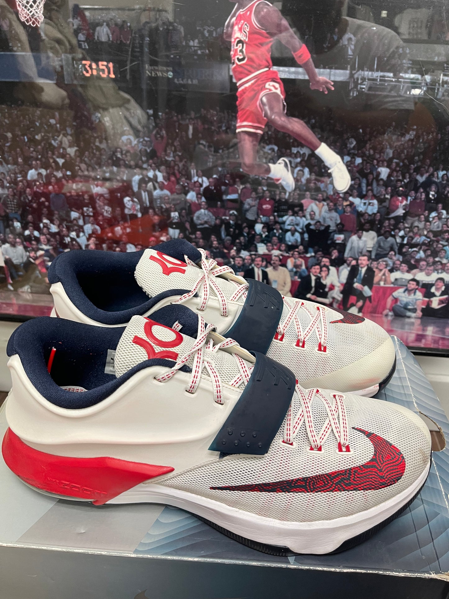 KD 7 ‘USA ‘ Size 13
