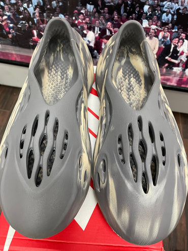 Foamrunners Size 13