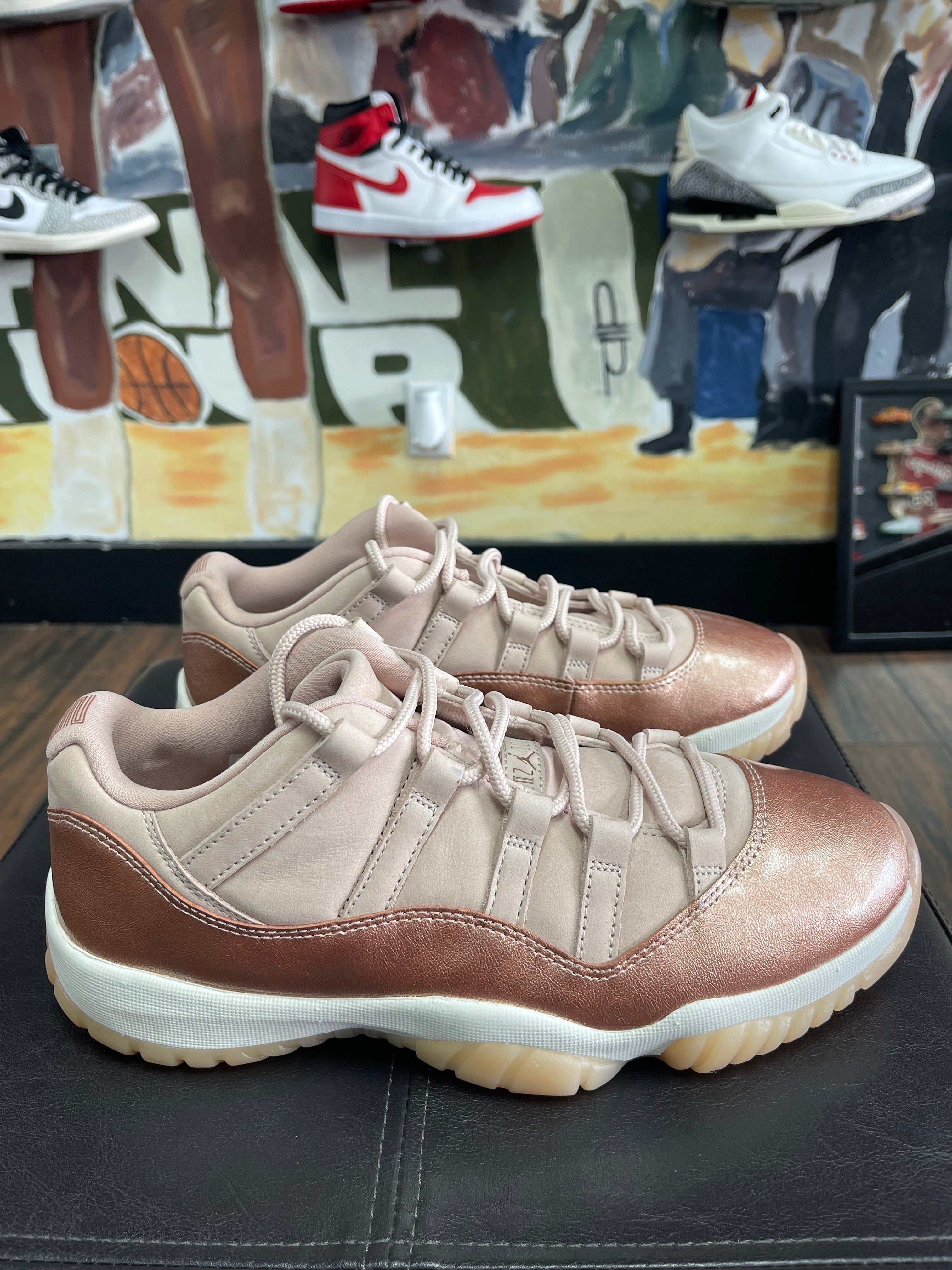 Air Jordan Retro 11 Low ‘ Rose Gold ‘ Size 8