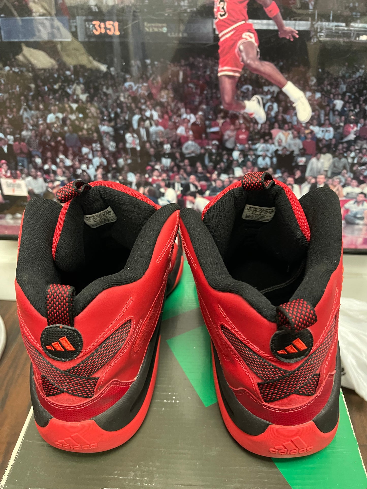 Crazy 8 ‘ Bulls ‘ Size 13