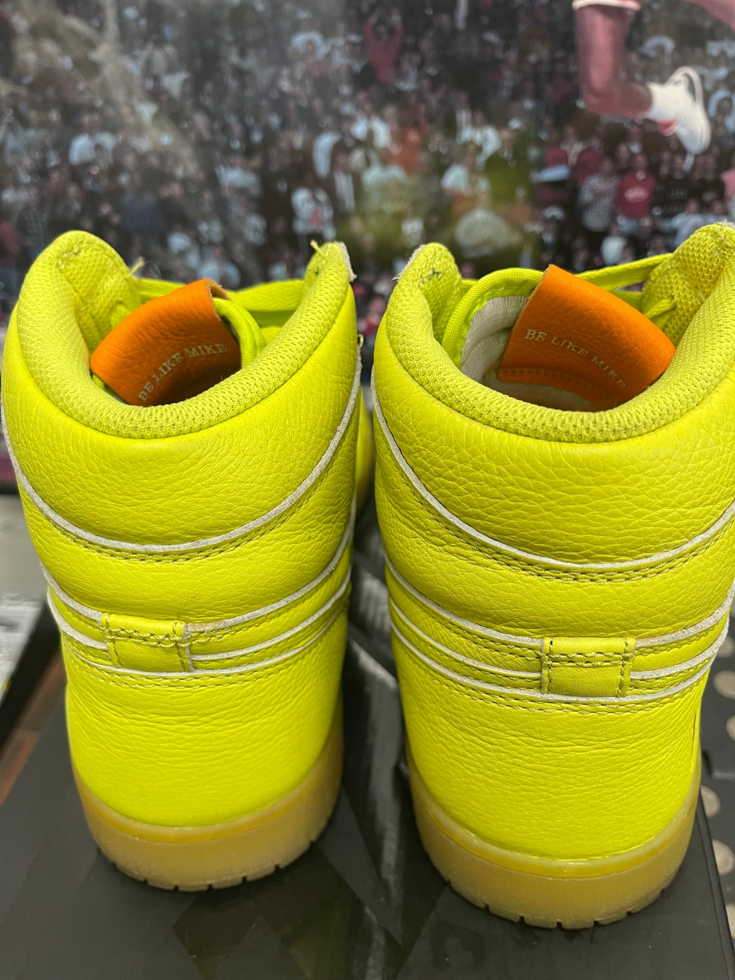 Air Jordan Retro 1 High OG ‘ Gatorade ‘ Size 8