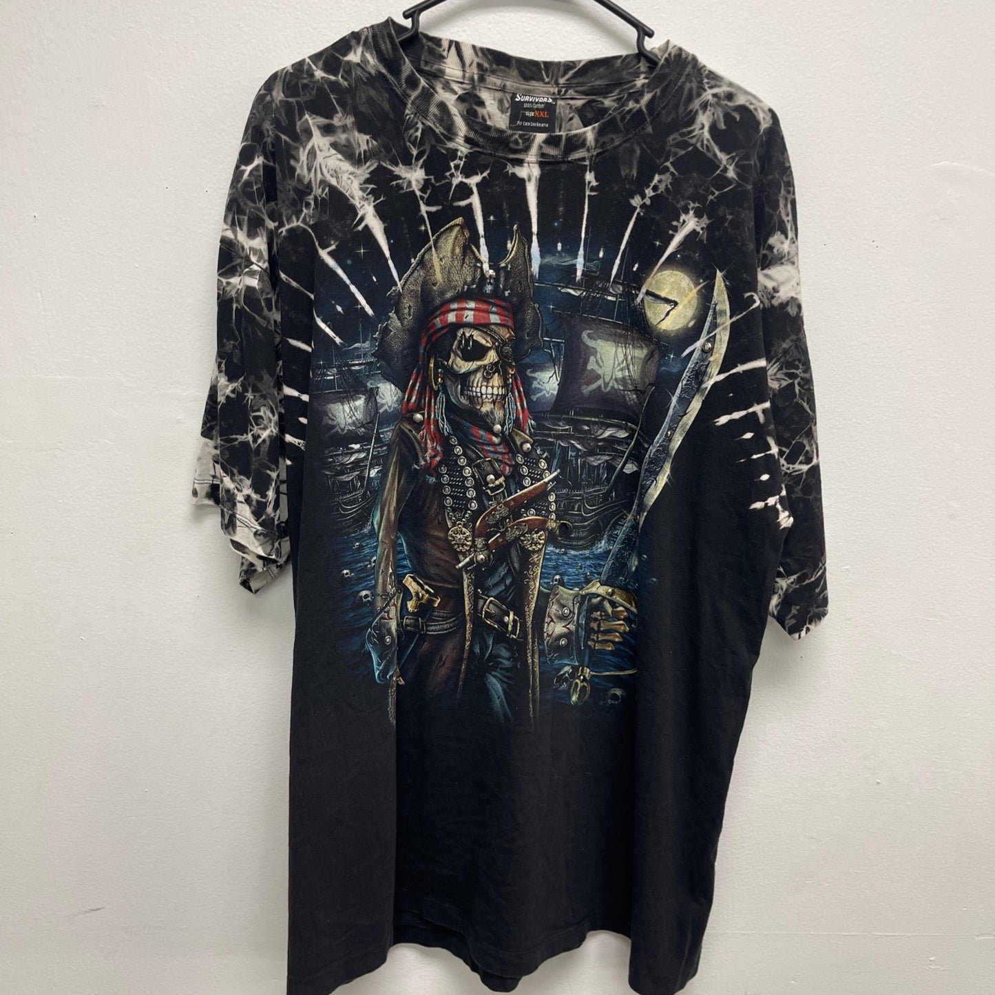 Pirates T shirt size 2XL