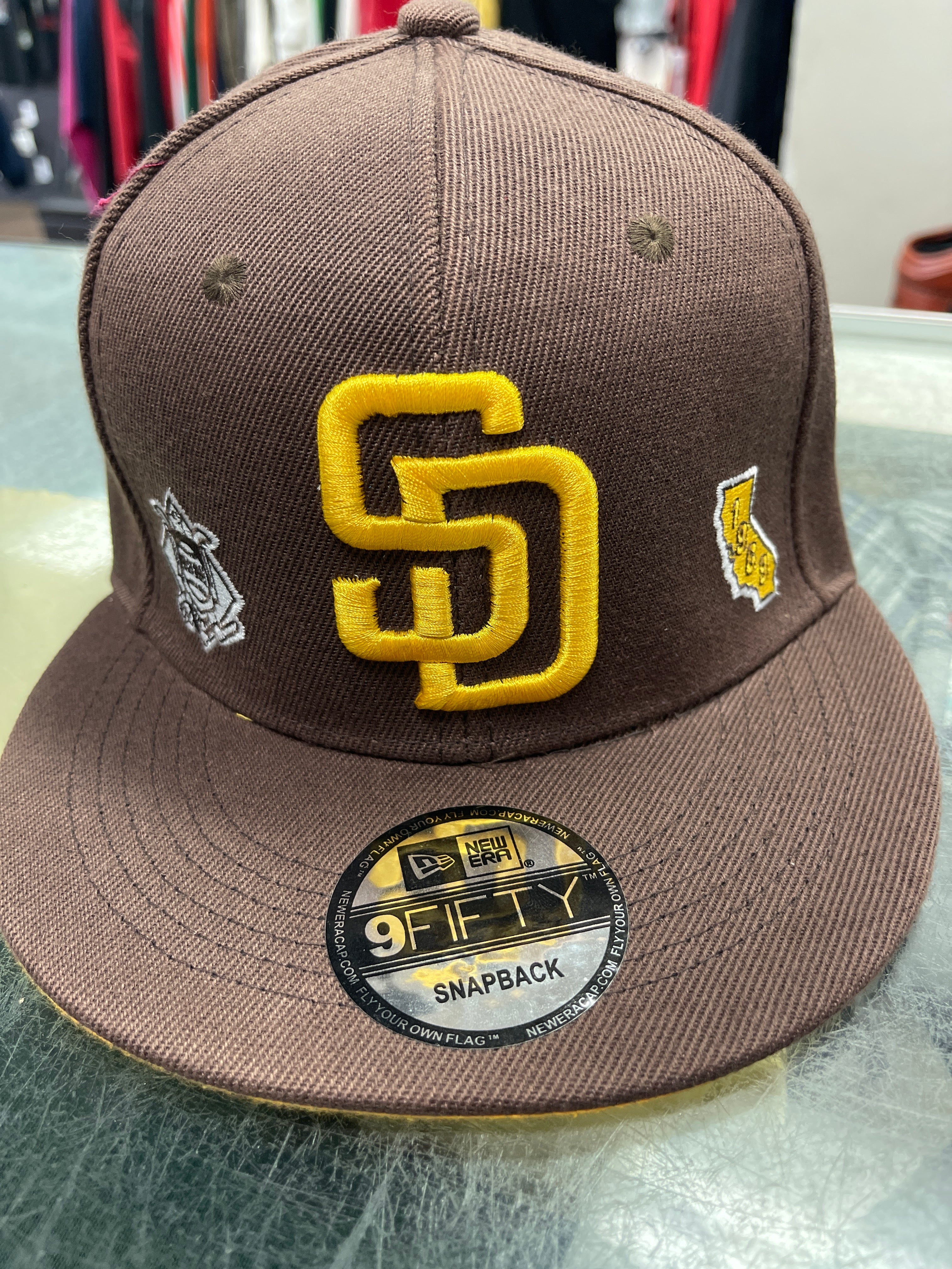 Padres SnapBack