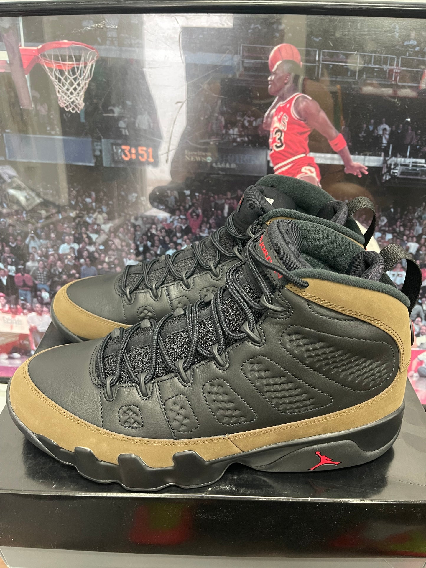 Air Jordan Retro 9 ‘ Olive 2024 ‘ Size 11.5