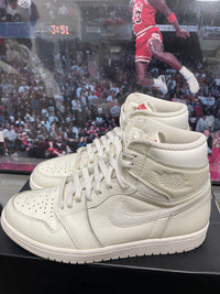 Air Jordan Retro 1 High OG ‘ Sail ‘ Size 8.5