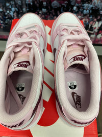 Dunk low ‘ Pink Foam ‘ Size 7Y