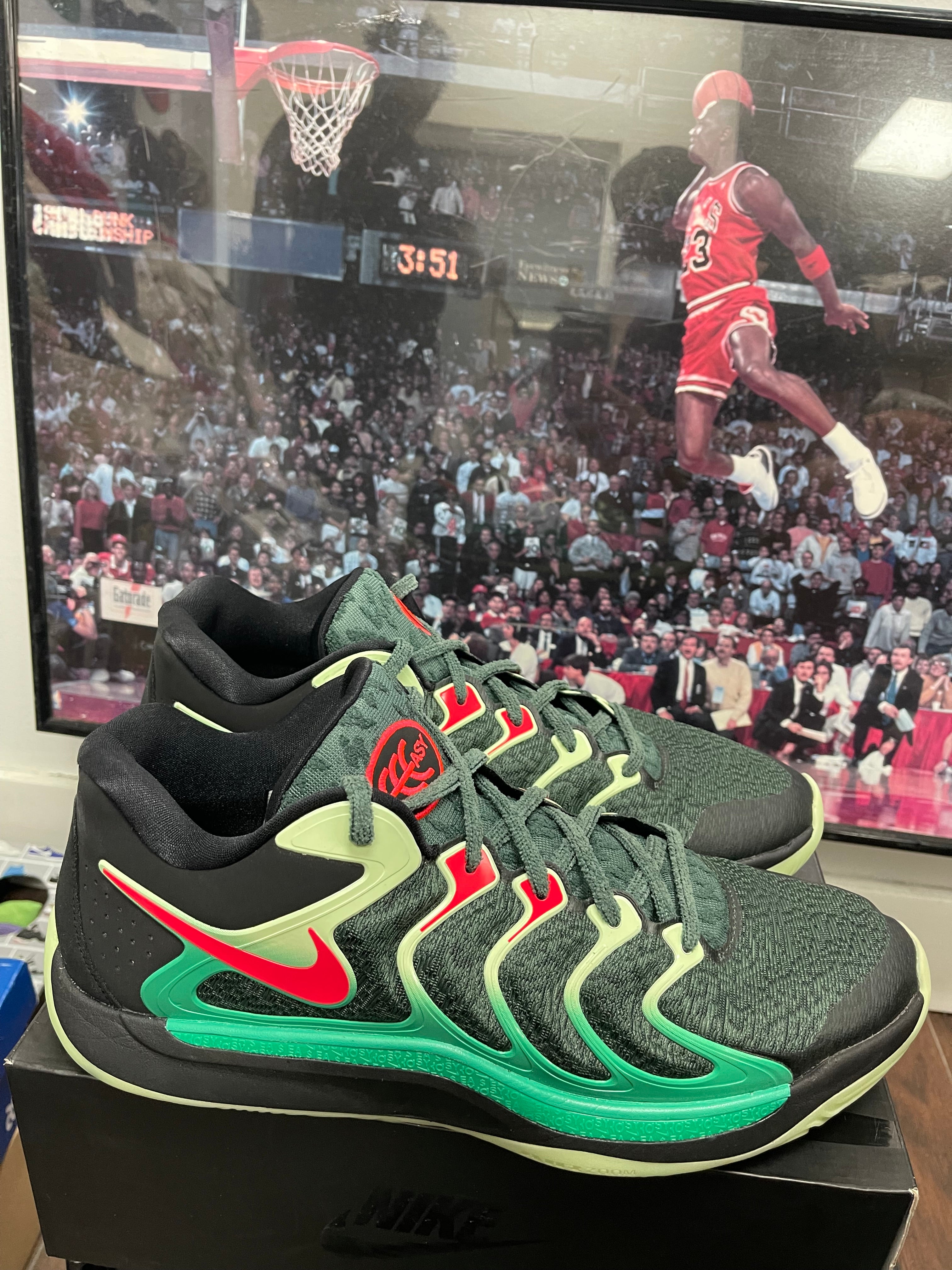 KD 17 ‘ Easy Money Sniper ‘ Size 14
