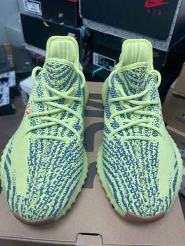 Yeezy Boost 350 V2 ‘ Semi Frozen Yellow ‘ Size 8.5
