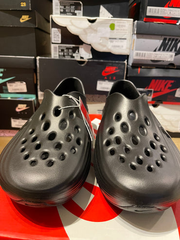 ReactX Triple Black size 11