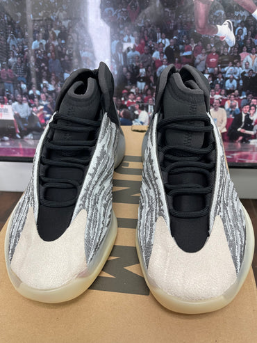 Yeezy Quantum Size 7