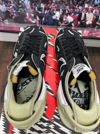 Blazer low Acronym Size 11