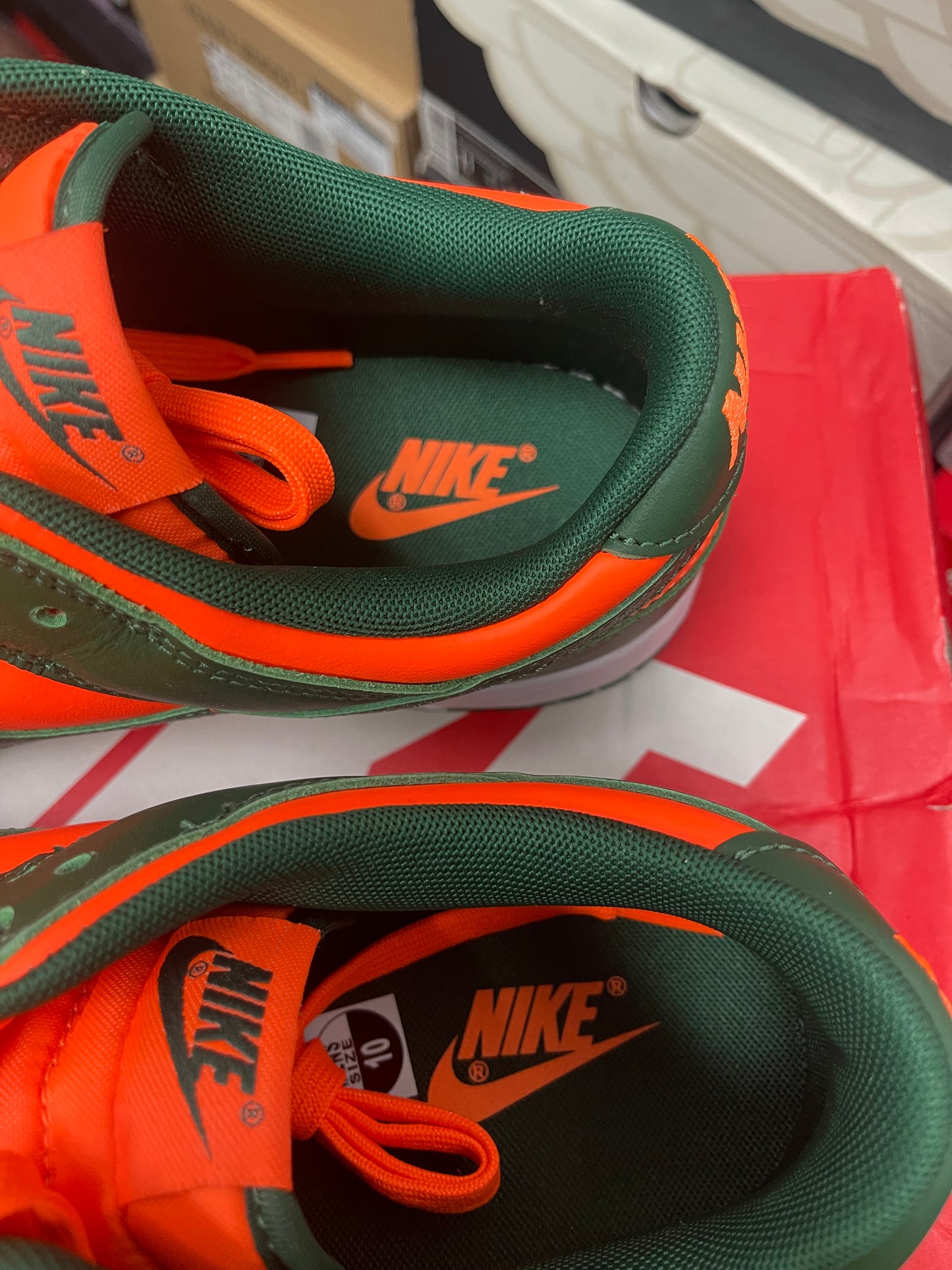 Dunk Low ‘ Miami Hurricanes ‘ Size 10.5