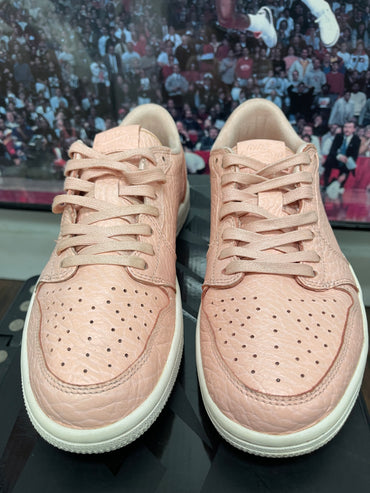Air Jordan 1 Low ‘ Swooshless ‘ Size 8 Arctic Orange
