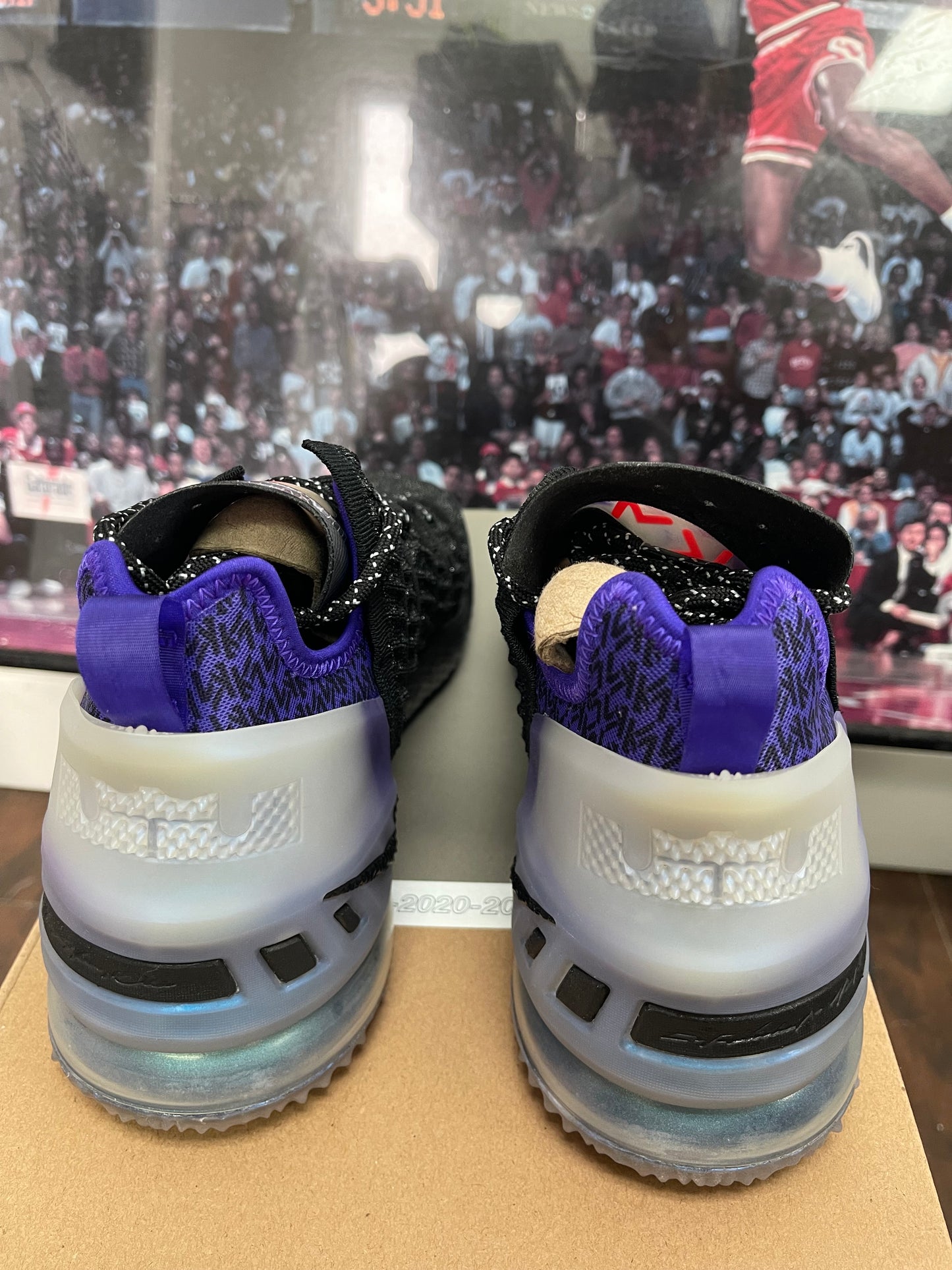 LeBron 18 The Chosen 2 Size 9