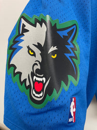 Minnesota Timberwolves shorts Size XL