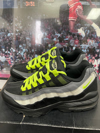 Air Max 95 Black Volt Size 7Y