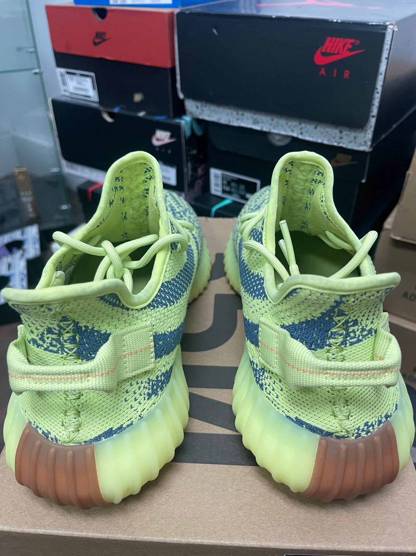 Yeezy Boost 350 V2 ‘ Semi Frozen Yellow ‘ Size 8.5