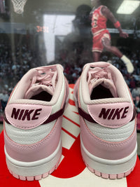 Dunk low ‘ Pink Foam ‘ Size 7Y