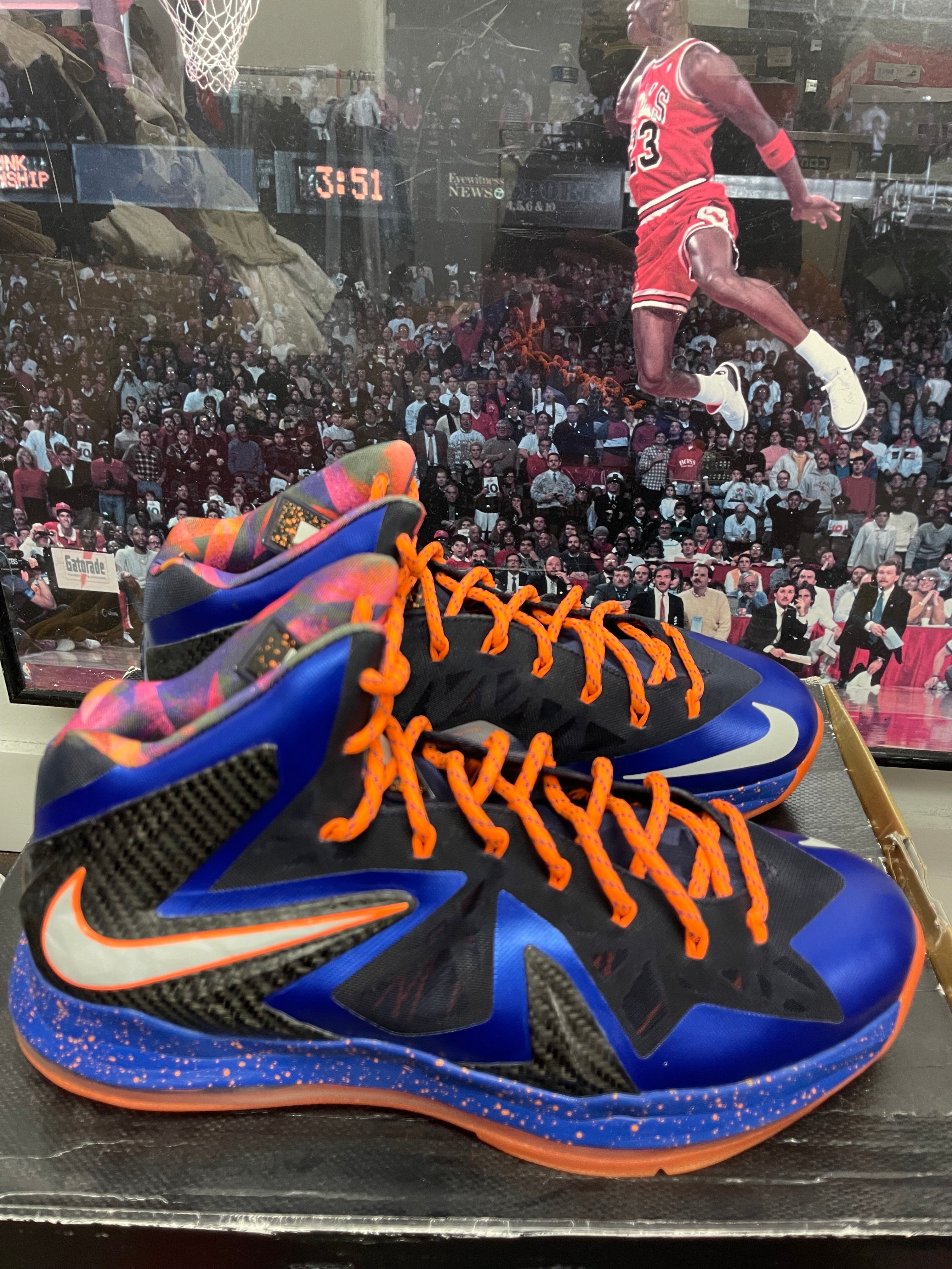 LeBron Elite ‘ Superhero ‘ Size 13