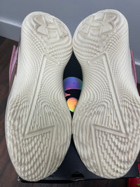 De’Aaron Fox Curry 1 ‘ Rose ‘ Size 10