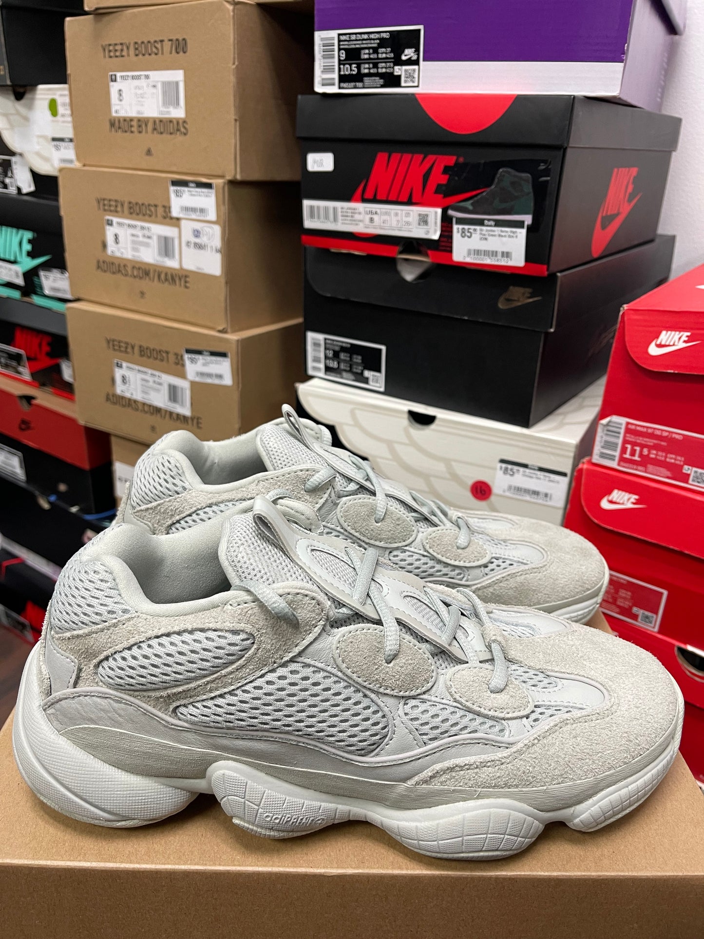 Yeezy 500 Salt Size 8.5