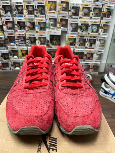 GT 2 ‘ Super Red ‘ Size 10.5