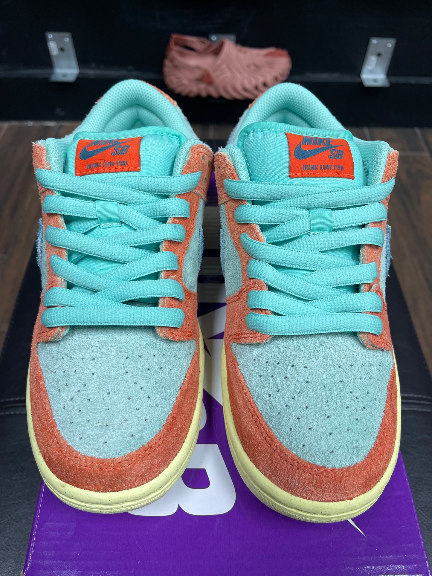 Dunk low SB ‘ Orange Rise ‘ Size 5.5 men