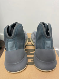 Adidas Yeezy QNTM ‘ Mono Carbon ‘ Size 10