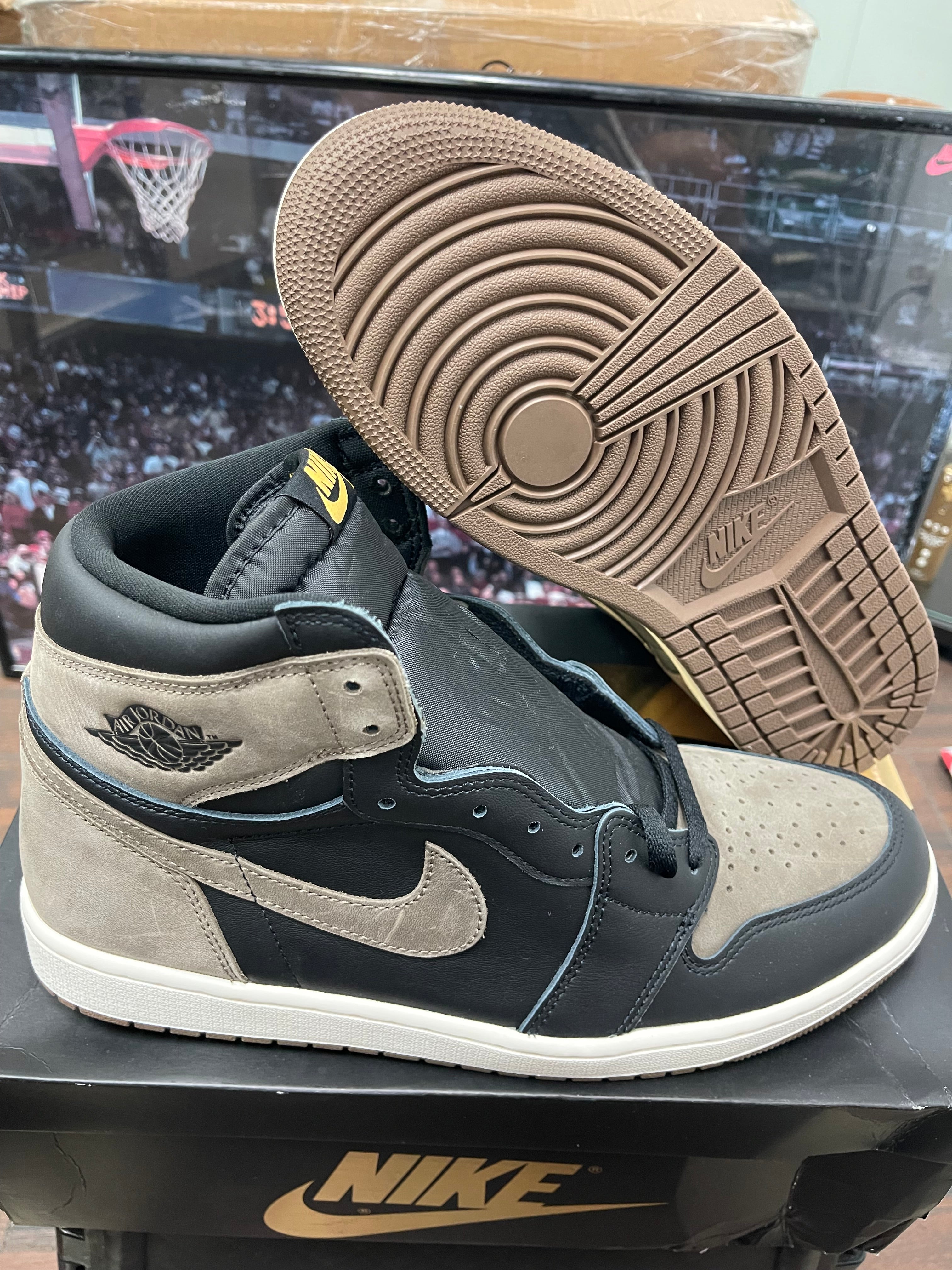 Air Jordan Retro 1 High OG ‘ Palomino ‘ Size 13