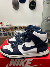 Dunk High Navy size 8 men